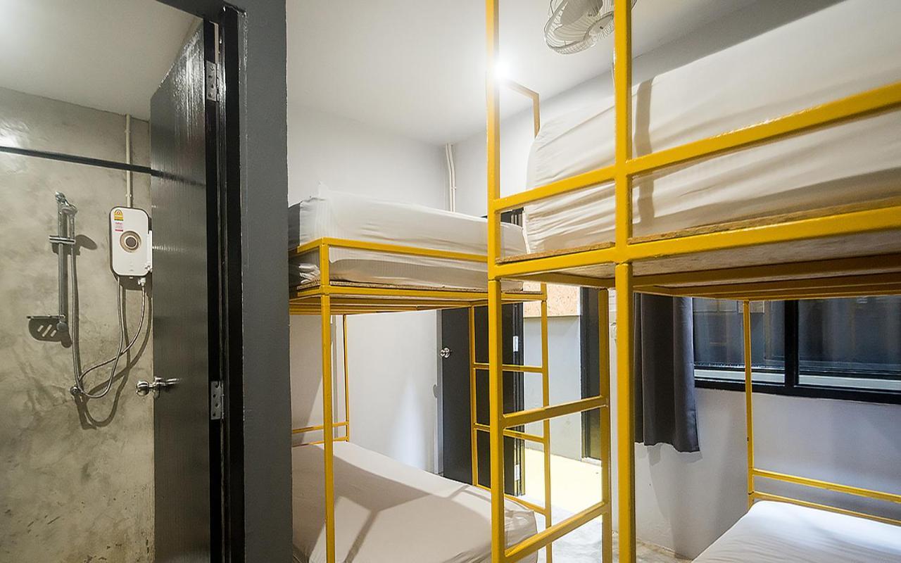 Bed Hostel Phuket Exterior foto